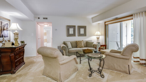 Living Room at Lerner Springs at Reston