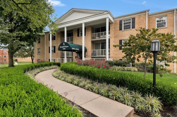 Lerner Springfield Square